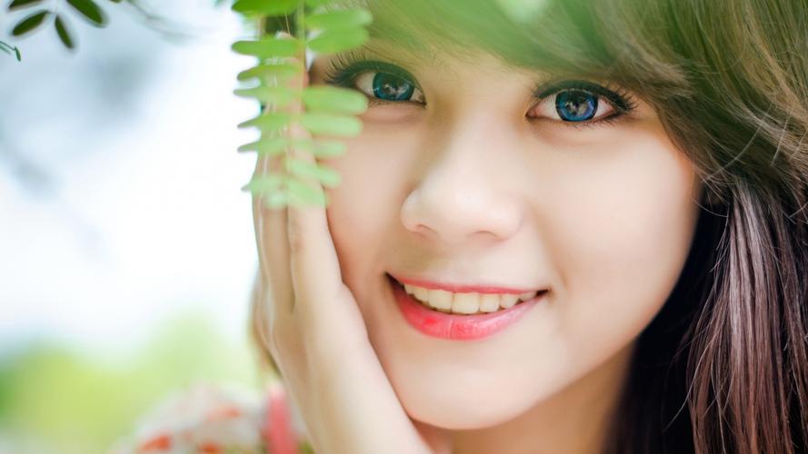 第三届链博会举办先进制造主题活动 英伟达CEO黄仁勋出席